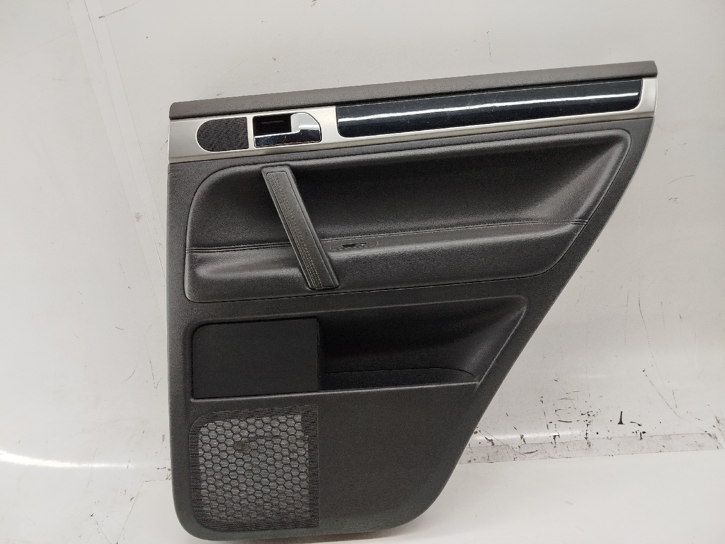 Quartela de porta trás direita VOLKSWAGEN TOUAREG (7LA, 7L6, 7L7) | 02 - 13