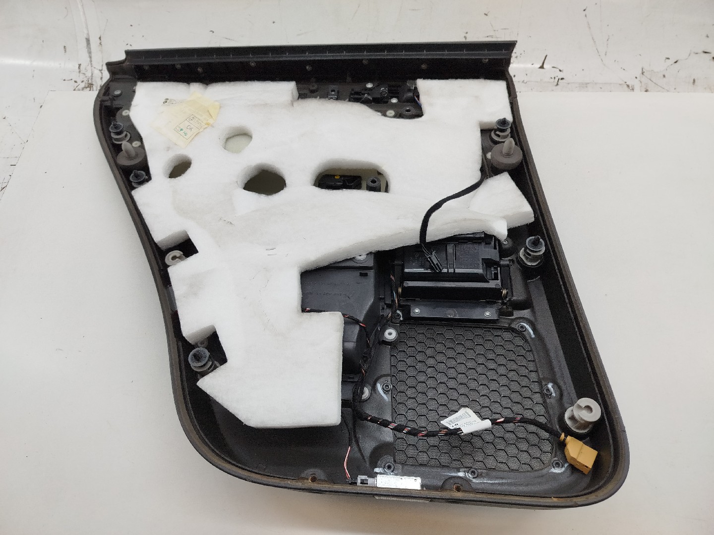 Quartela de porta trás direita VOLKSWAGEN TOUAREG (7LA, 7L6, 7L7) | 02 - 13 Imagem-5