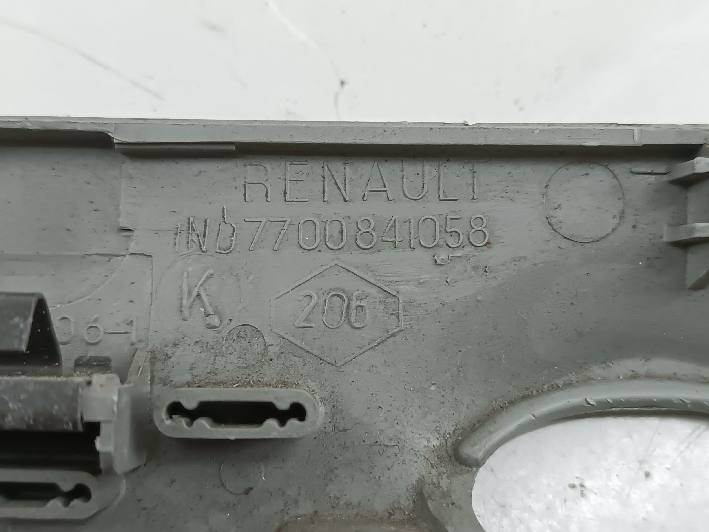 Tampa de caixa de fusiveis RENAULT MEGANE Scenic (JA0/1_) | 96 - 01 Imagem-1
