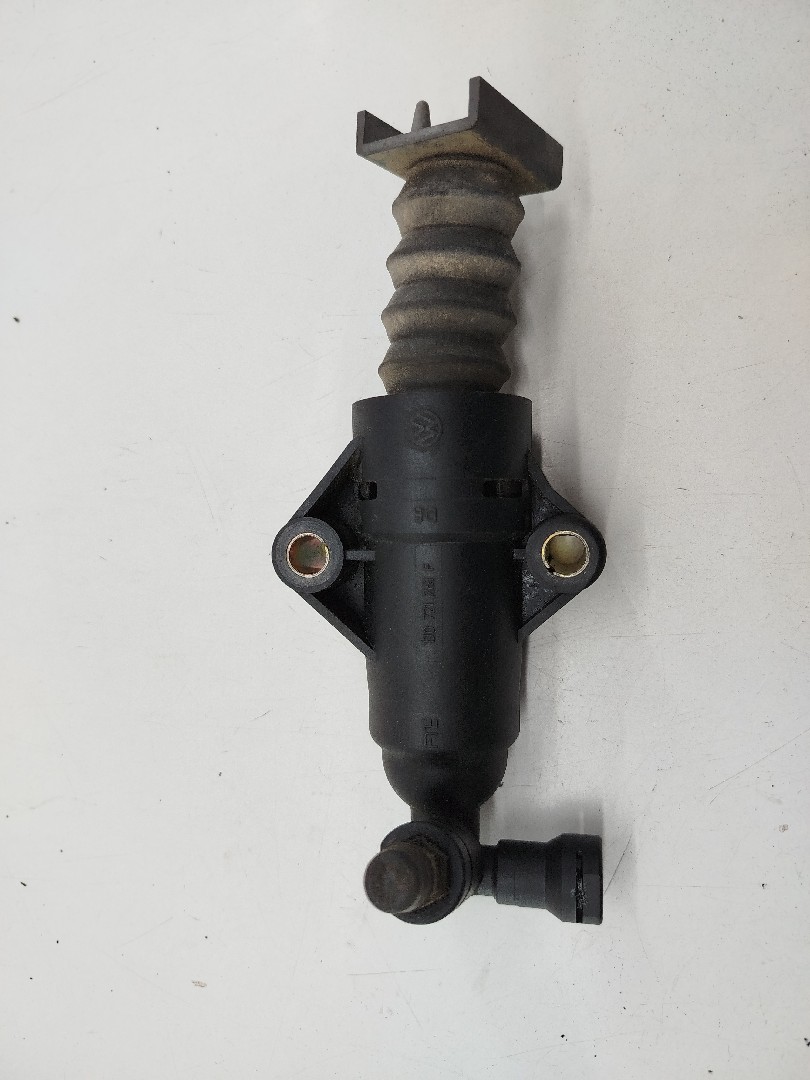 Cilindro mestre de embraiagem AUDI A3 (8L1) | 96 - 06