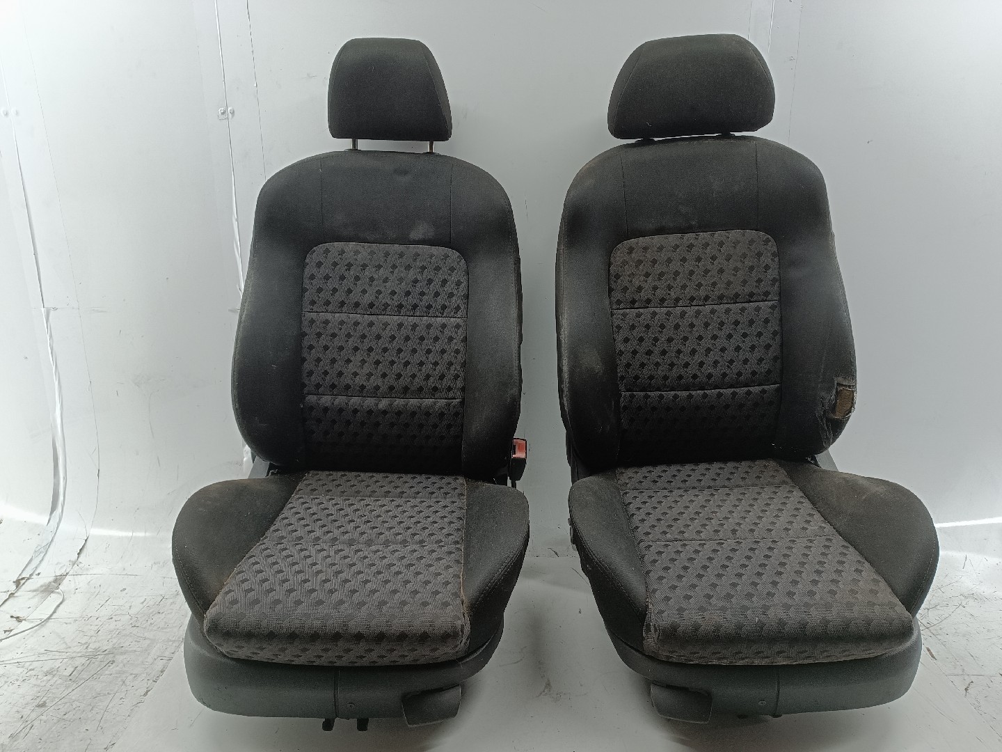 Conjunto de bancos com airbags SEAT LEON (1M1) | 99 - 06 Imagem-6