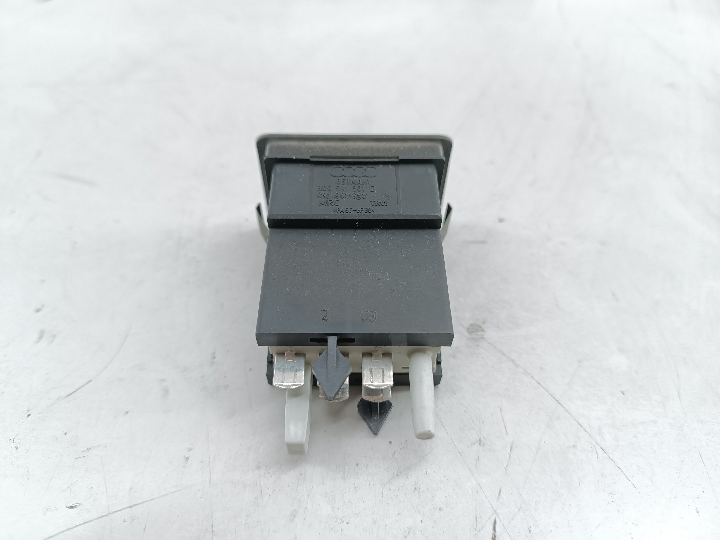 Regulador de luzes AUDI A4 (8D2, B5) | 94 - 01