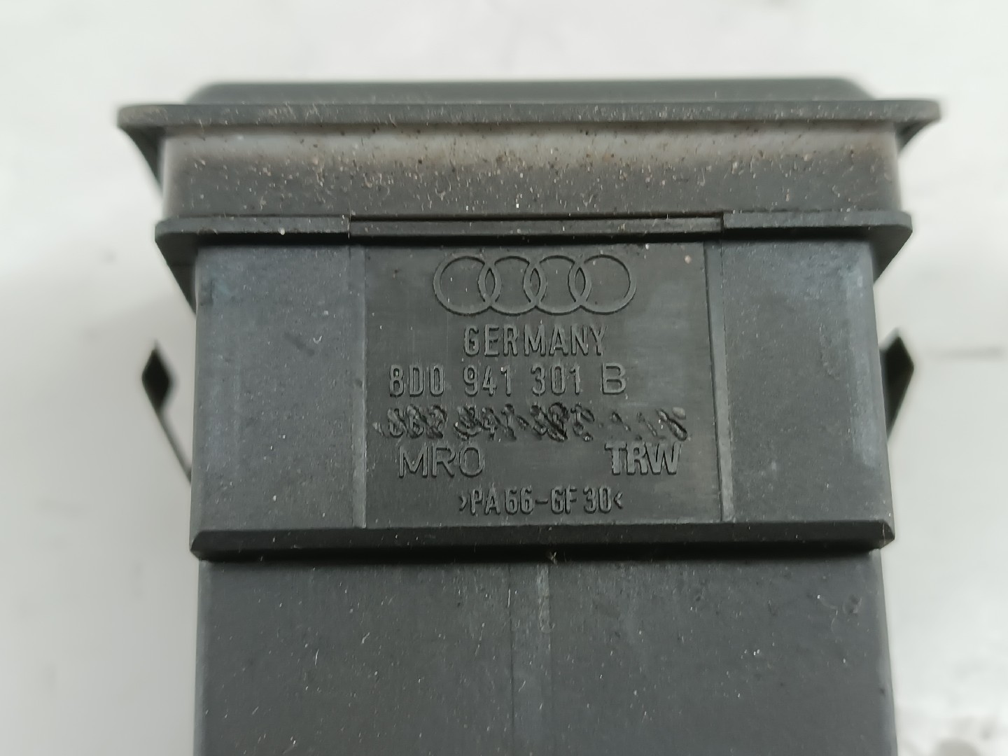 Regulador de luzes AUDI A4 (8D2, B5) | 94 - 01 Imagem-1