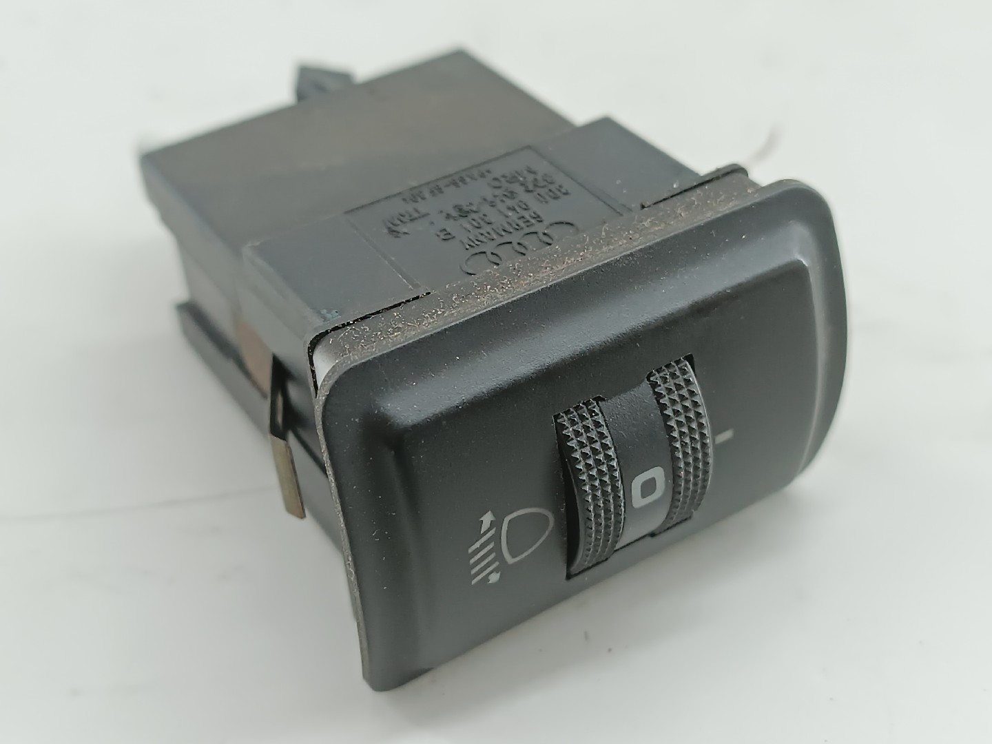 Regulador de luzes AUDI A4 (8D2, B5) | 94 - 01 Imagem-2