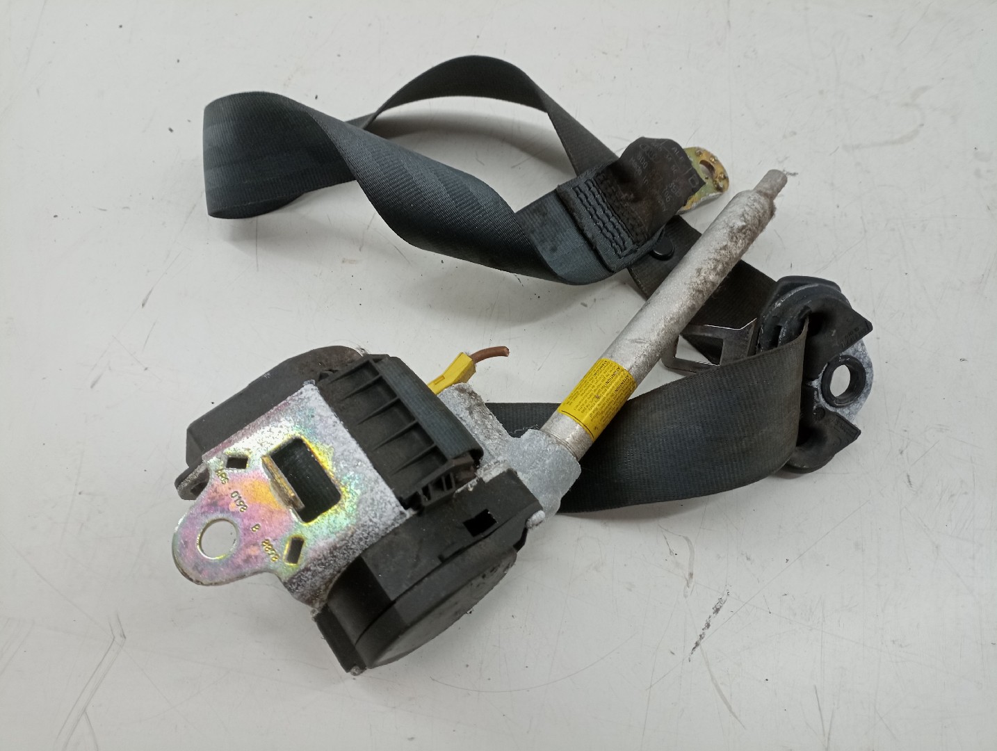 Cinto Frente Direito AUDI A4 (8D2, B5) | 94 - 01 Imagem-4