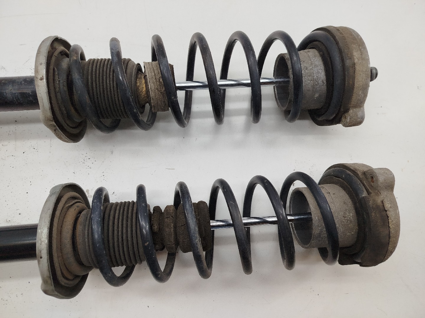 Amortecedores traseiros AUDI A4 (8D2, B5) | 94 - 01 Imagem-2