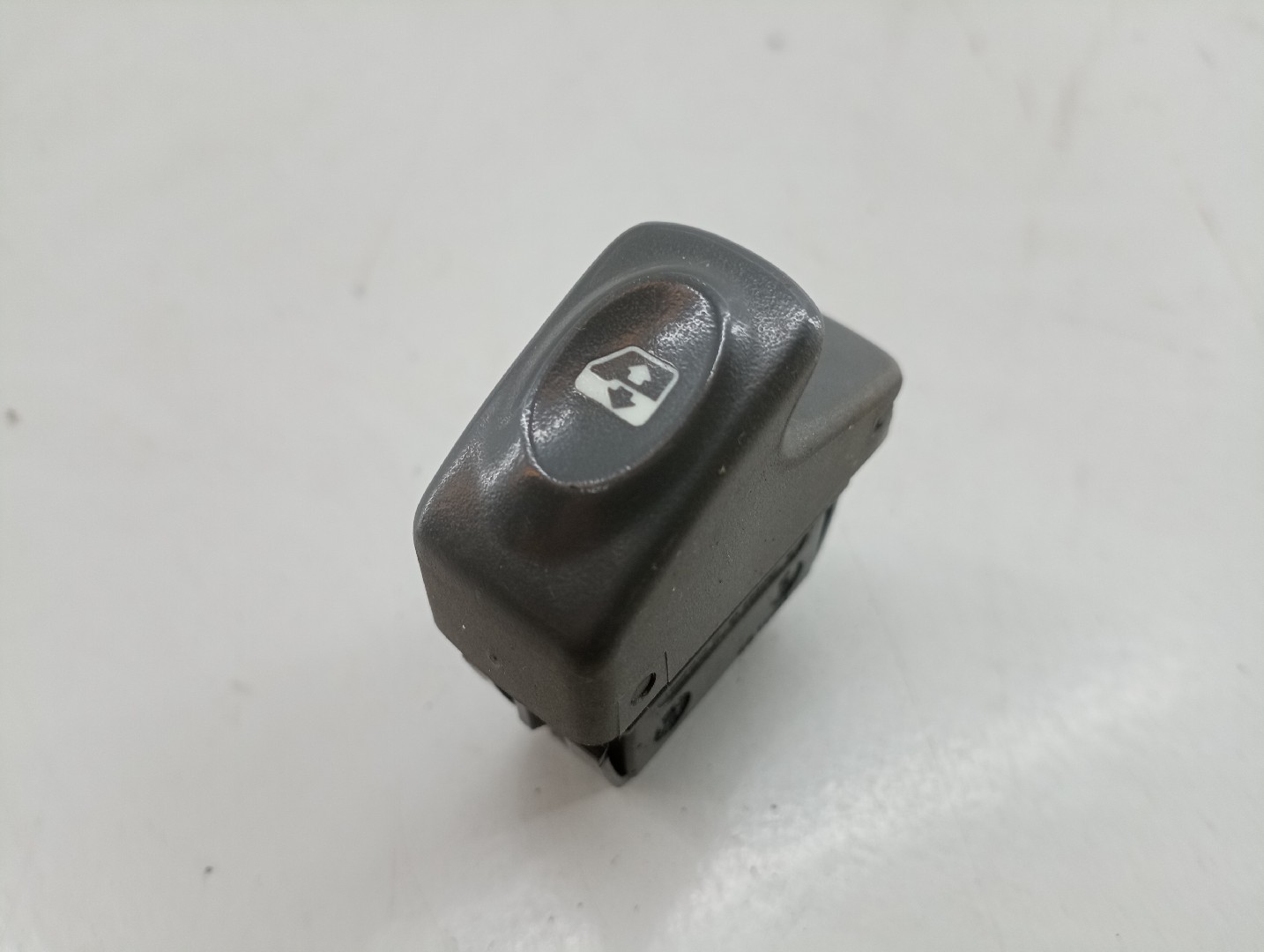 Comutador de vidro frente direito RENAULT MEGANE Scenic (JA0/1_) | 96 - 01 Imagem-3