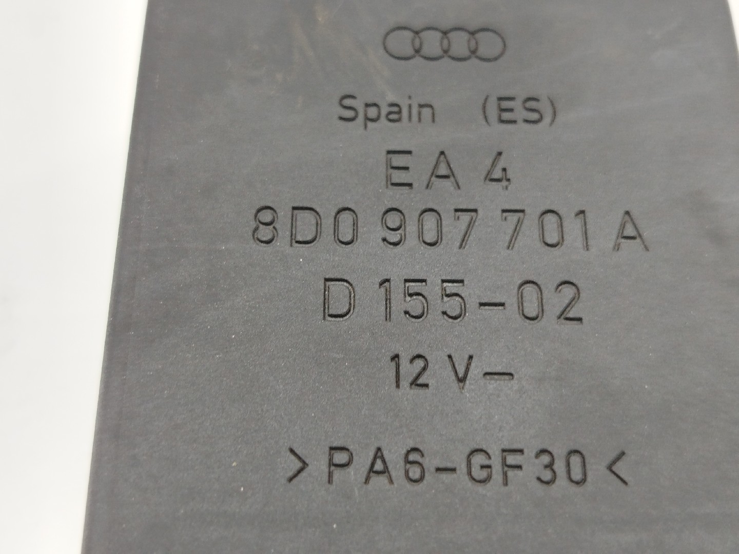 Módulo relé AUDI A4 (8D2, B5) | 94 - 01 Imagem-1