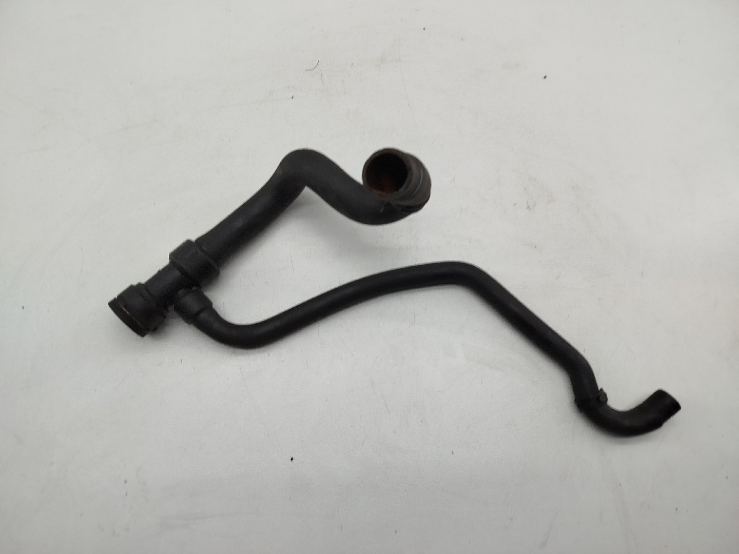 Tubo de Água AUDI A4 (8D2, B5) | 94 - 01 Imagem-4