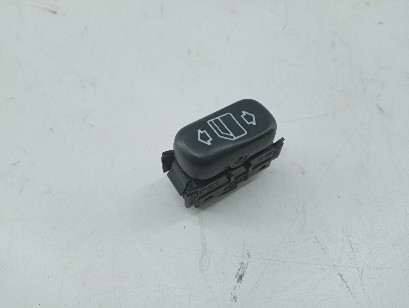 Comutador de vidro traseiro direito MERCEDES-BENZ A-CLASS (W168) | 97 - 05