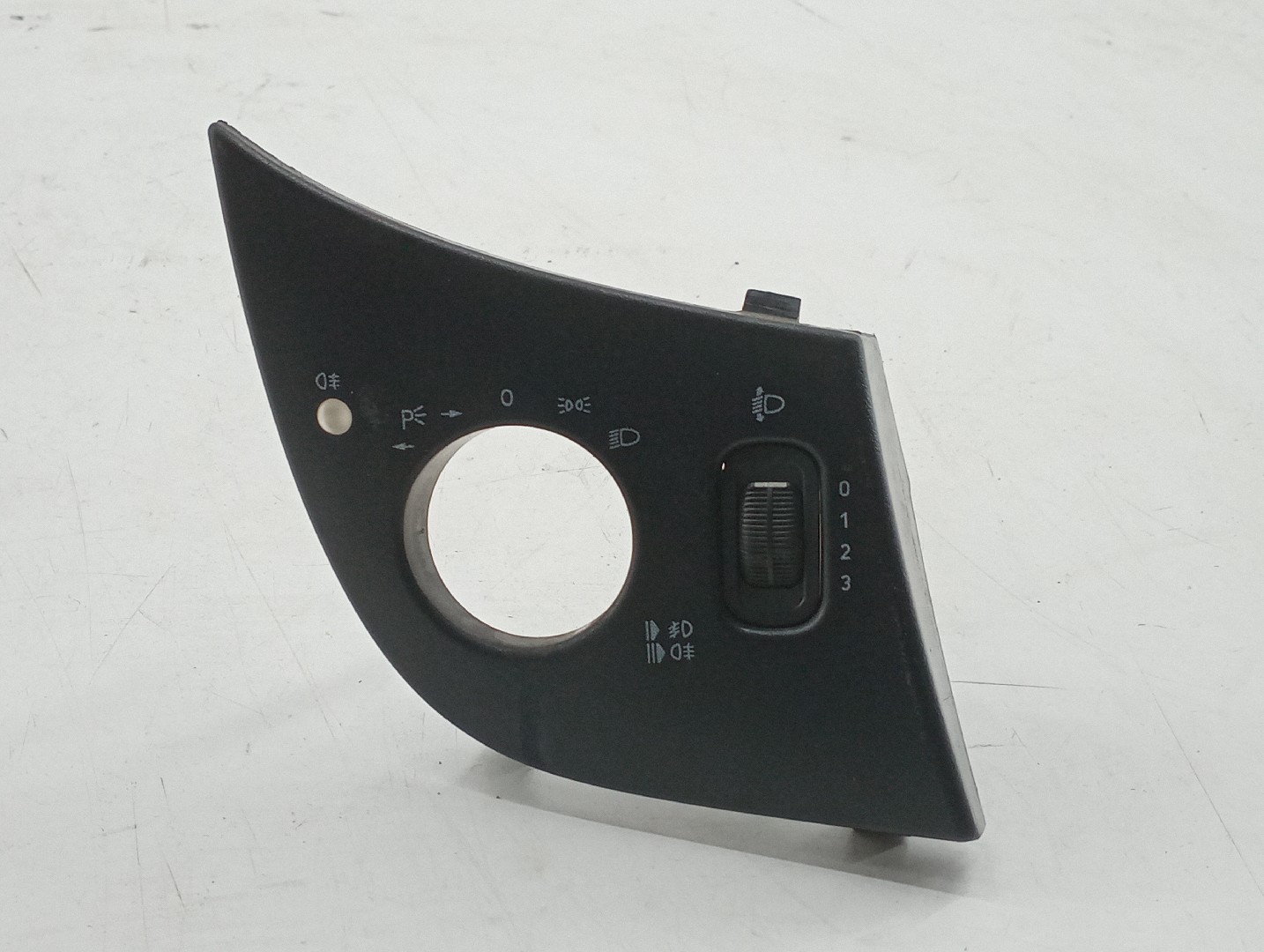 Regulador de luzes MERCEDES-BENZ A-CLASS (W168) | 97 - 05 Imagem-4