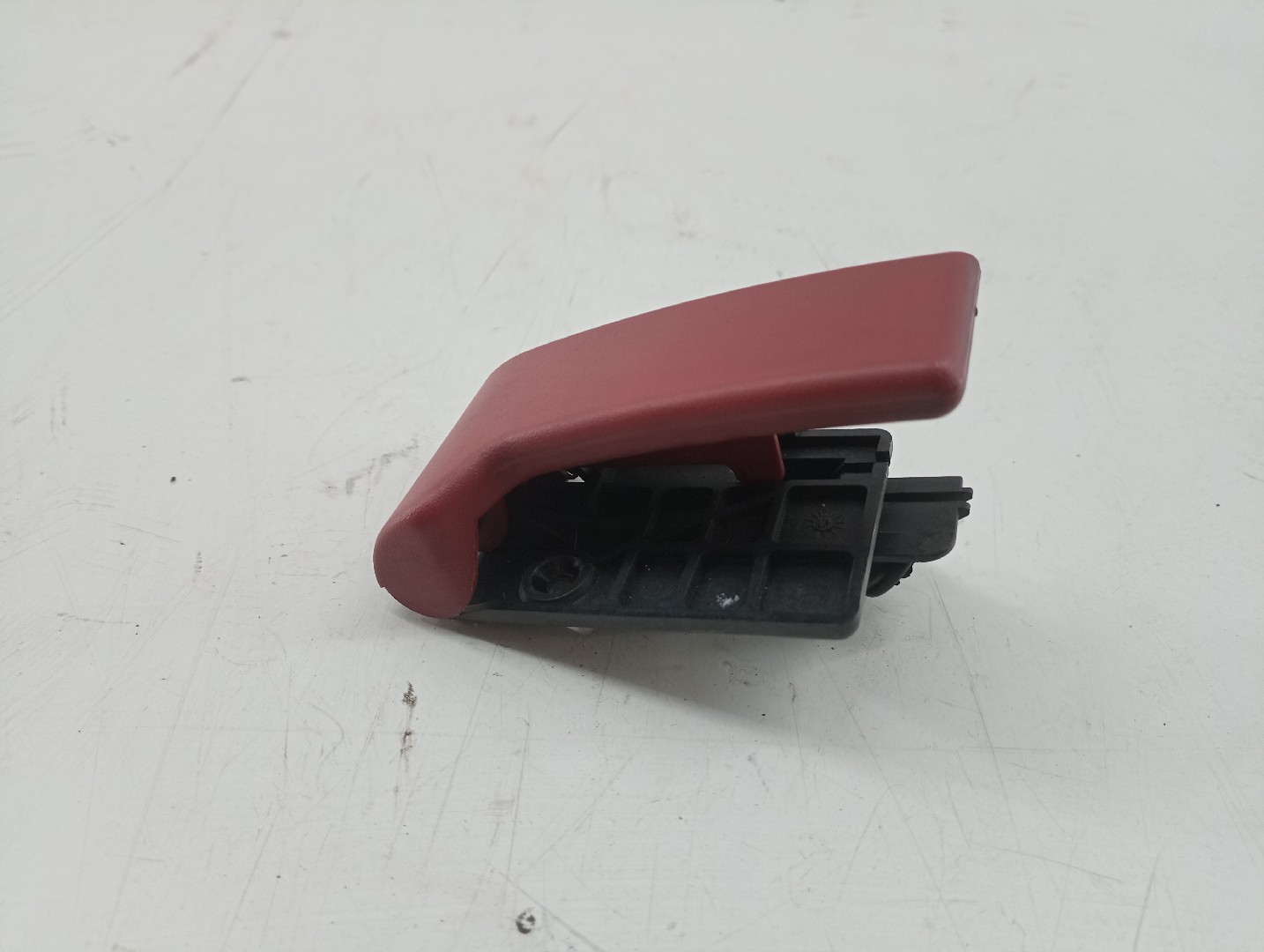 Puxador do Capot MERCEDES-BENZ A-CLASS (W168) | 97 - 05 Imagem-1