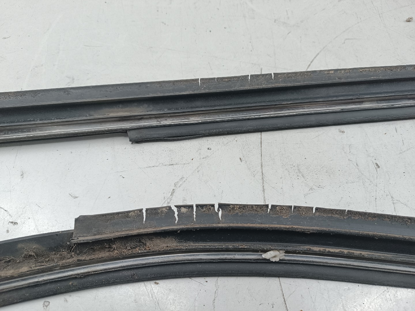 Friso do Tejadilho SEAT IBIZA II (6K1) | 93 - 02 Imagem-3