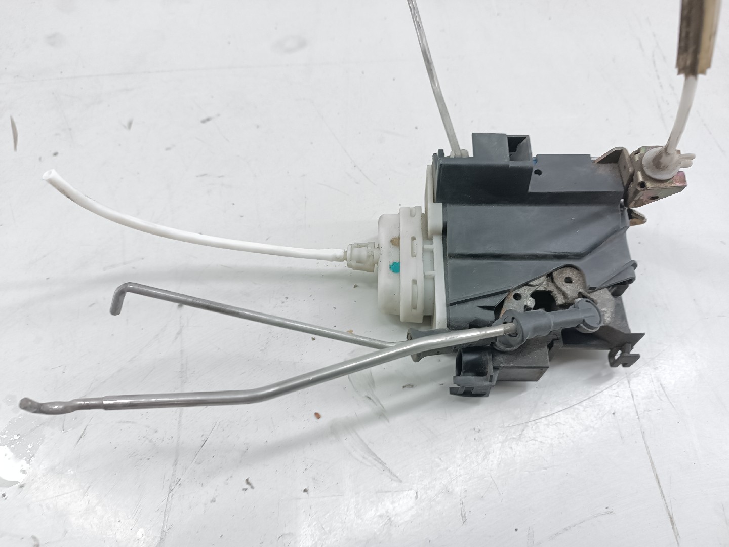 Fecho da Porta Frente Direito AUDI A4 (8D2, B5) | 94 - 01