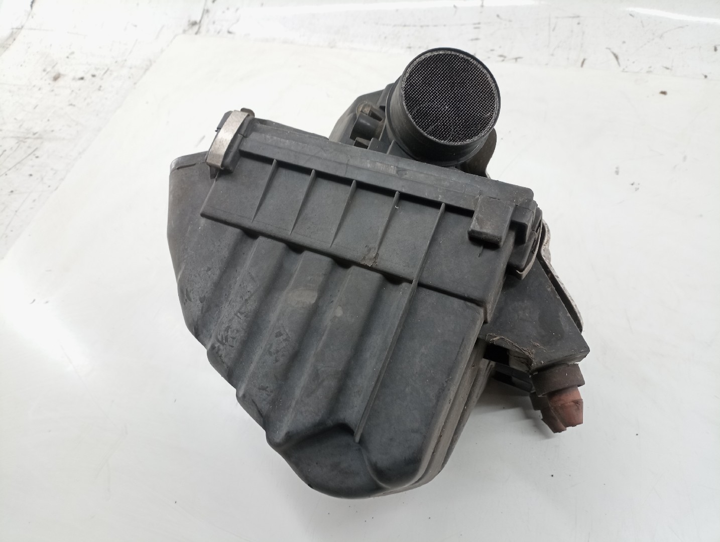 Caixa de filtro de ar AUDI A4 Avant (8D5, B5) | 94 - 02 Imagem-2