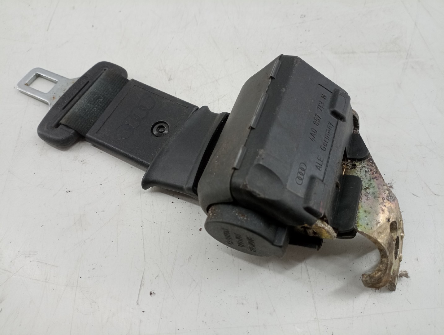 Cinto traseiro central AUDI A4 (8D2, B5) | 94 - 01