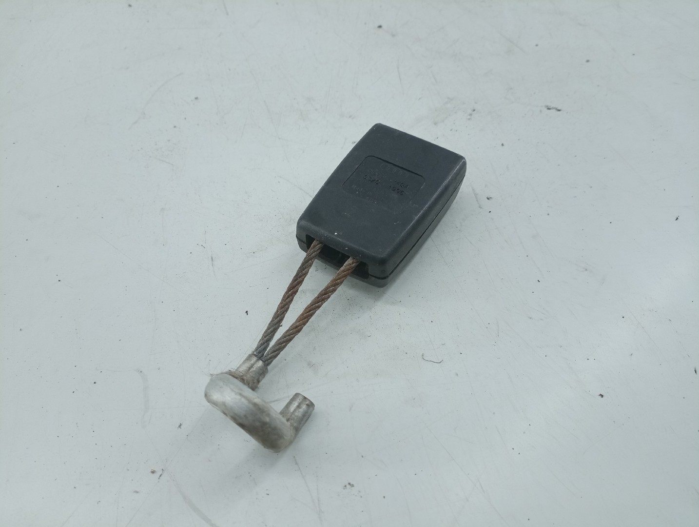Cinto traseiro central AUDI A4 (8D2, B5) | 94 - 01