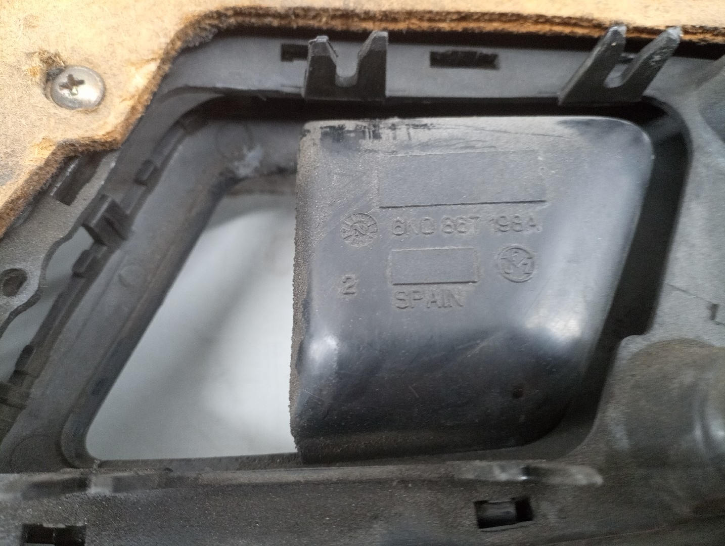 Quartela frente direita SEAT IBIZA II (6K1) | 93 - 02 Imagem-1