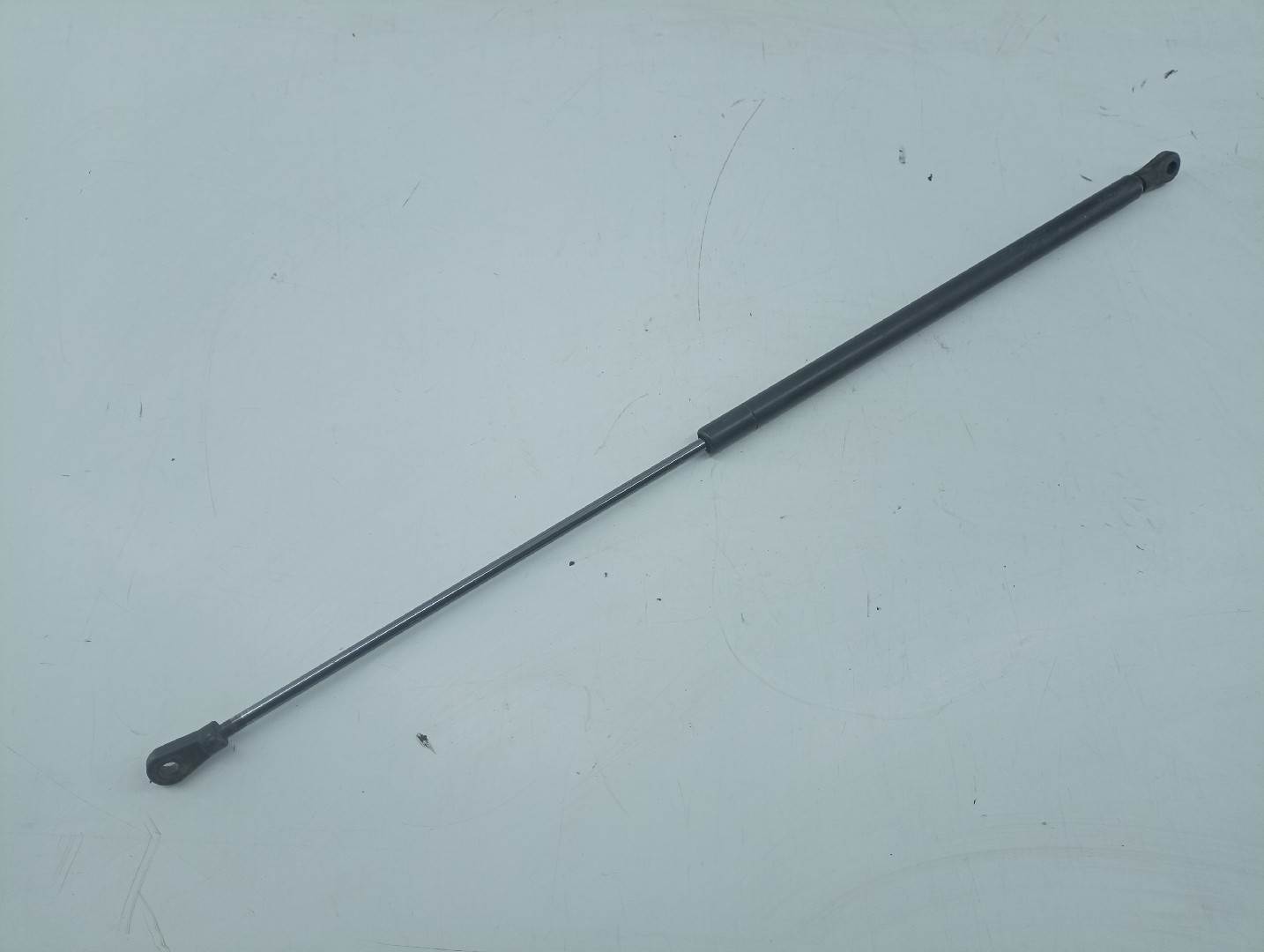 Amortecedores do capô AUDI A4 (8D2, B5) | 94 - 01 Imagem-4