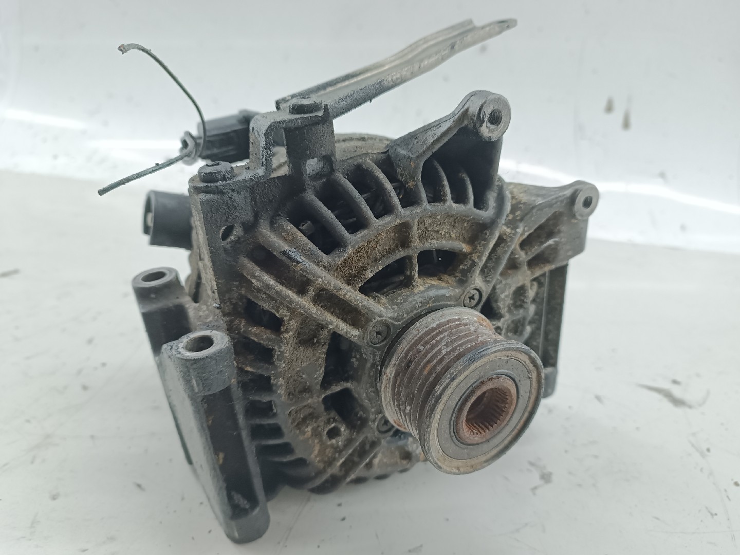 Alternador MERCEDES-BENZ C-CLASS (W203) | 00 - 07 Imagem-5