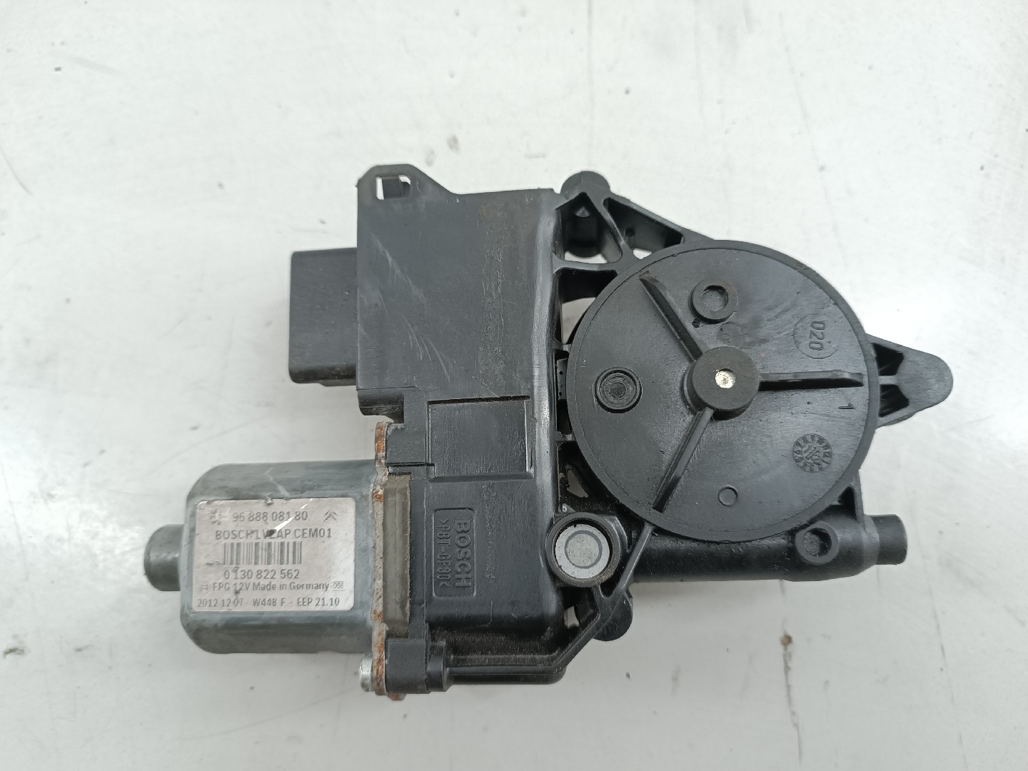 Motor de vidro frente direito PEUGEOT 508 I (8D_) | 10 - 18