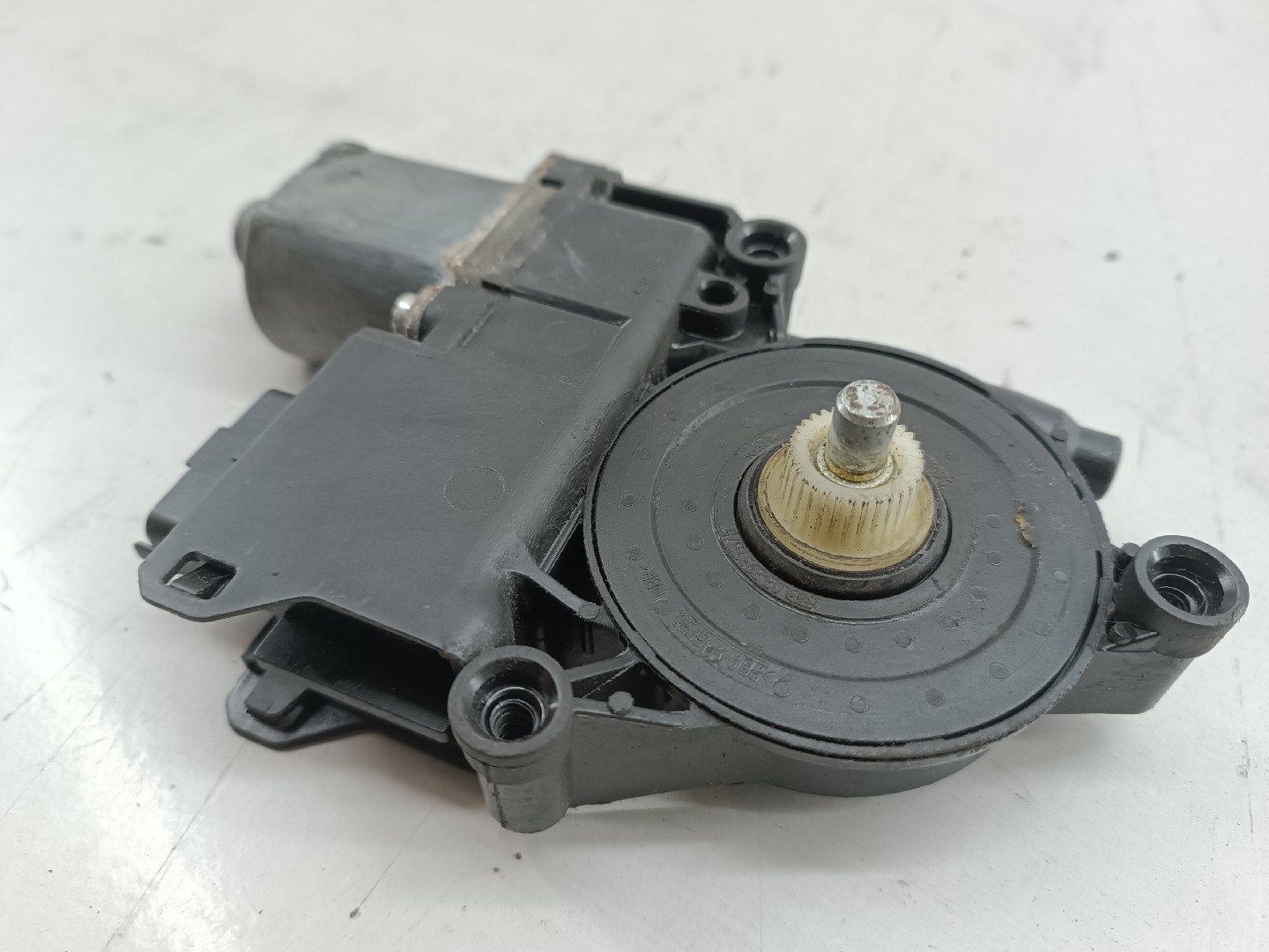 Motor de vidro frente direito PEUGEOT 508 I (8D_) | 10 - 18 Imagem-4