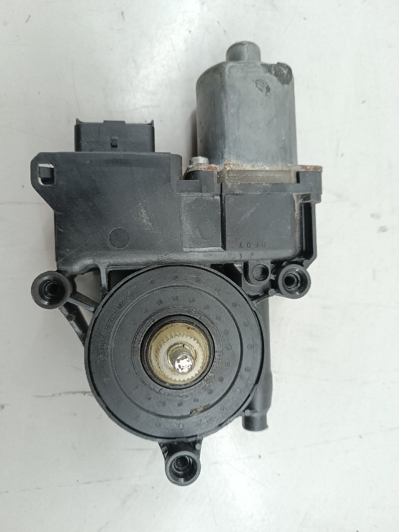 Motor de vidro frente direito PEUGEOT 508 I (8D_) | 10 - 18 Imagem-3