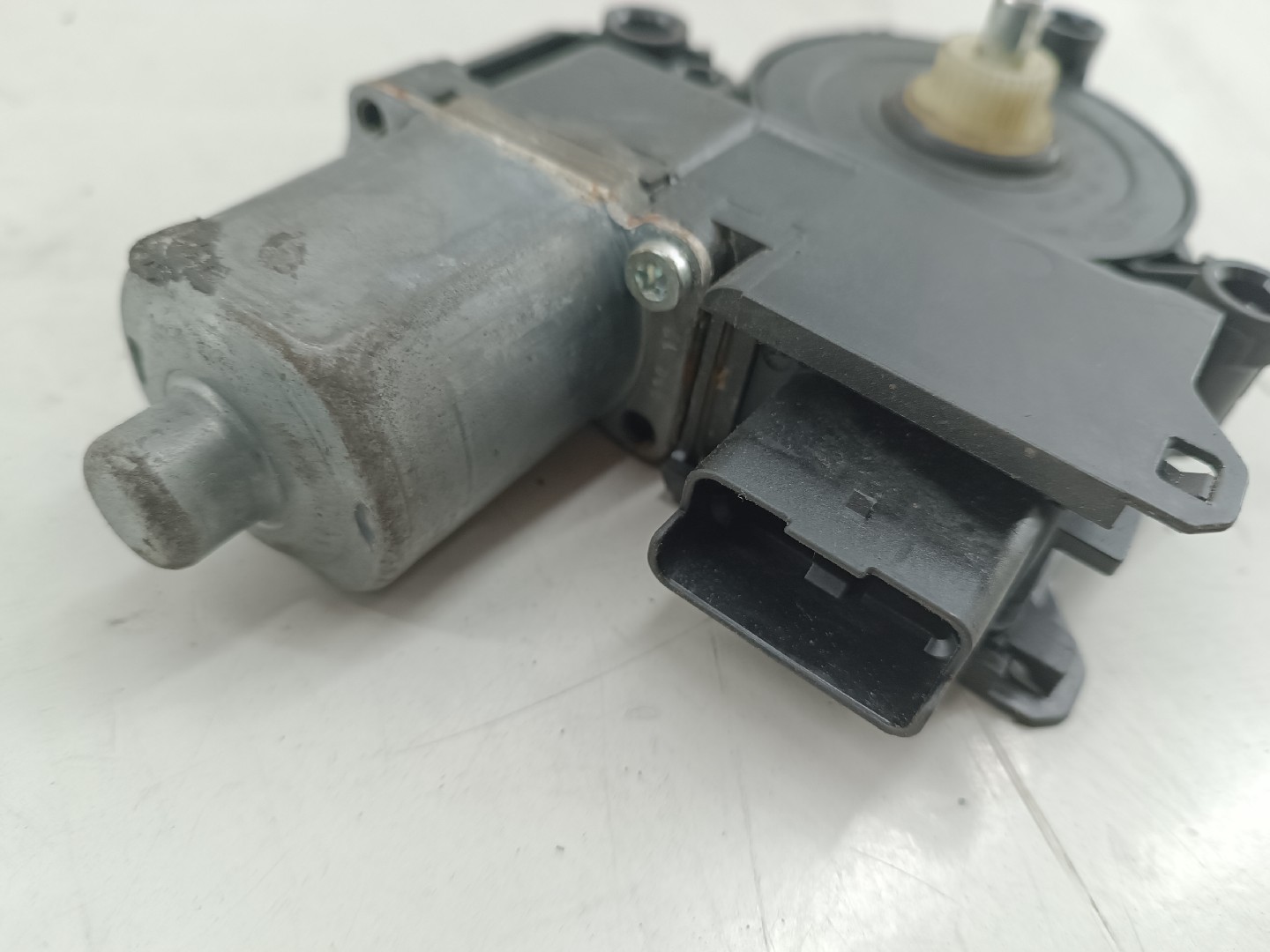 Motor de vidro frente direito PEUGEOT 508 I (8D_) | 10 - 18 Imagem-2