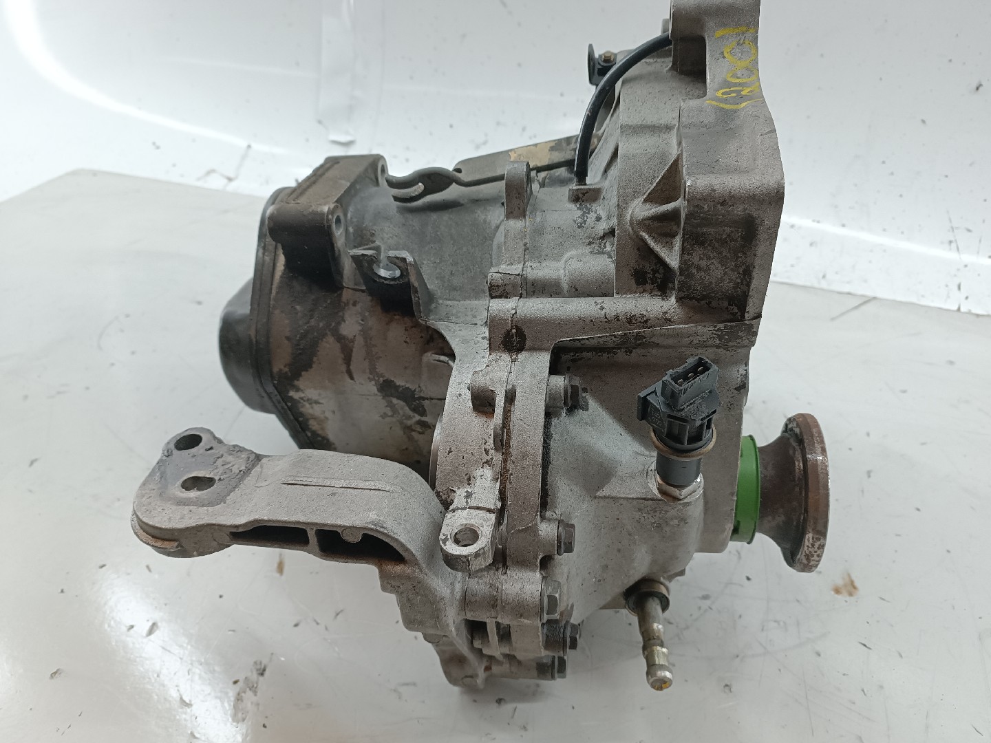 Caixa de velocidades VOLKSWAGEN GOLF III (1H1) | 91 - 98 Imagem-4