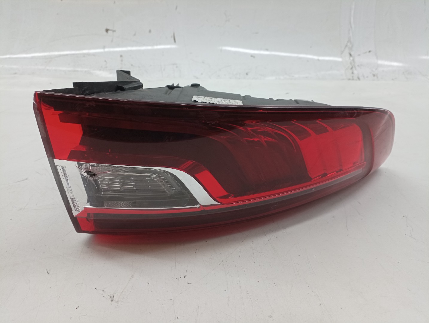 Farolim Stop Esquerdo RENAULT MEGANE IV Sporter (K9A/M/N_) | 16 -  Imagem-7