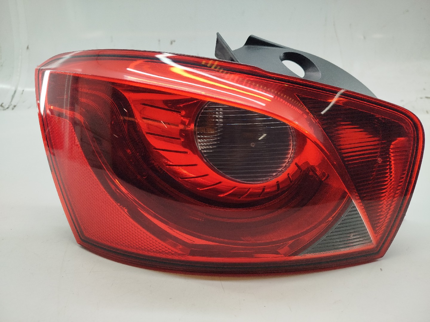 Farolim Stop Esquerdo SEAT IBIZA IV (6J5, 6P1) | 08 - 17