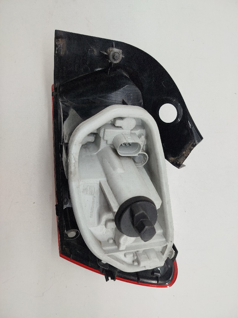 Farolim Stop Esquerdo SEAT IBIZA IV (6J5, 6P1) | 08 - 17 Imagem-3