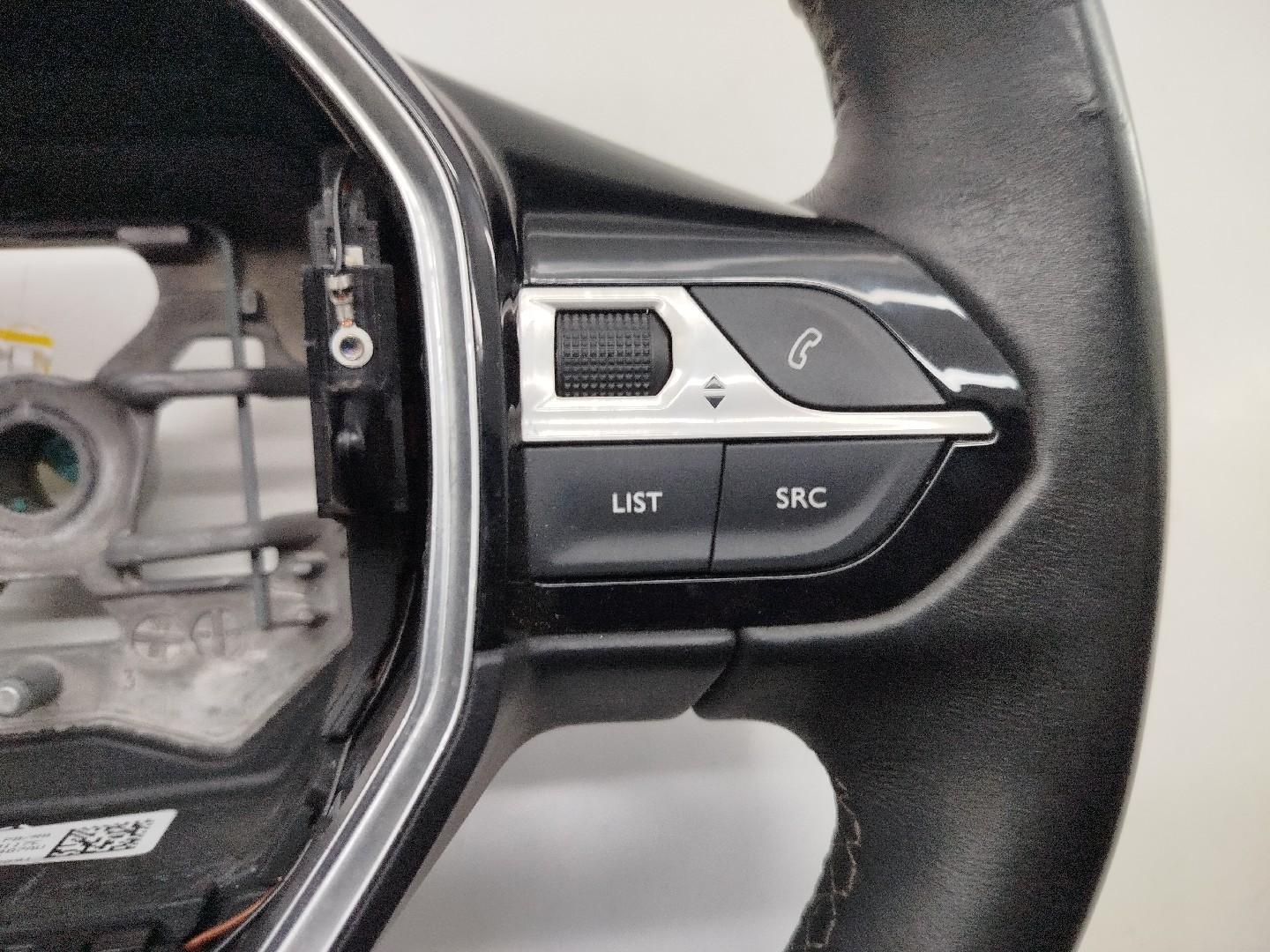 steering wheel PEUGEOT 5008 (0U_, 0E_) | 09 - 17 Imagem-1