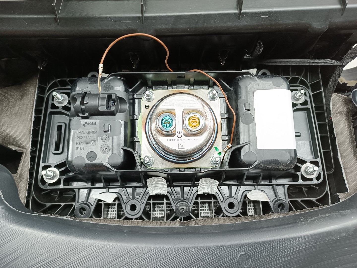 Tablier com airbag de passageiro MERCEDES-BENZ A-CLASS (W177) | 18 -  Imagem-2