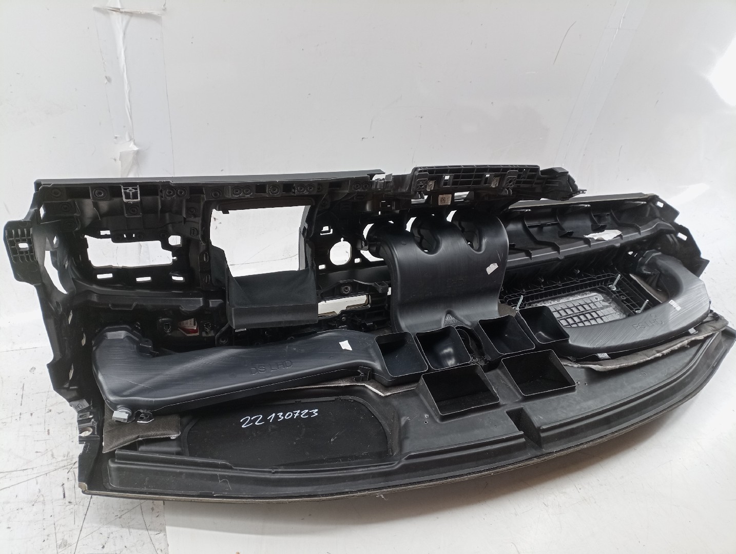 Tablero de instrumentos MERCEDES-BENZ A-CLASS (W177) | 18 -  Imagem-1