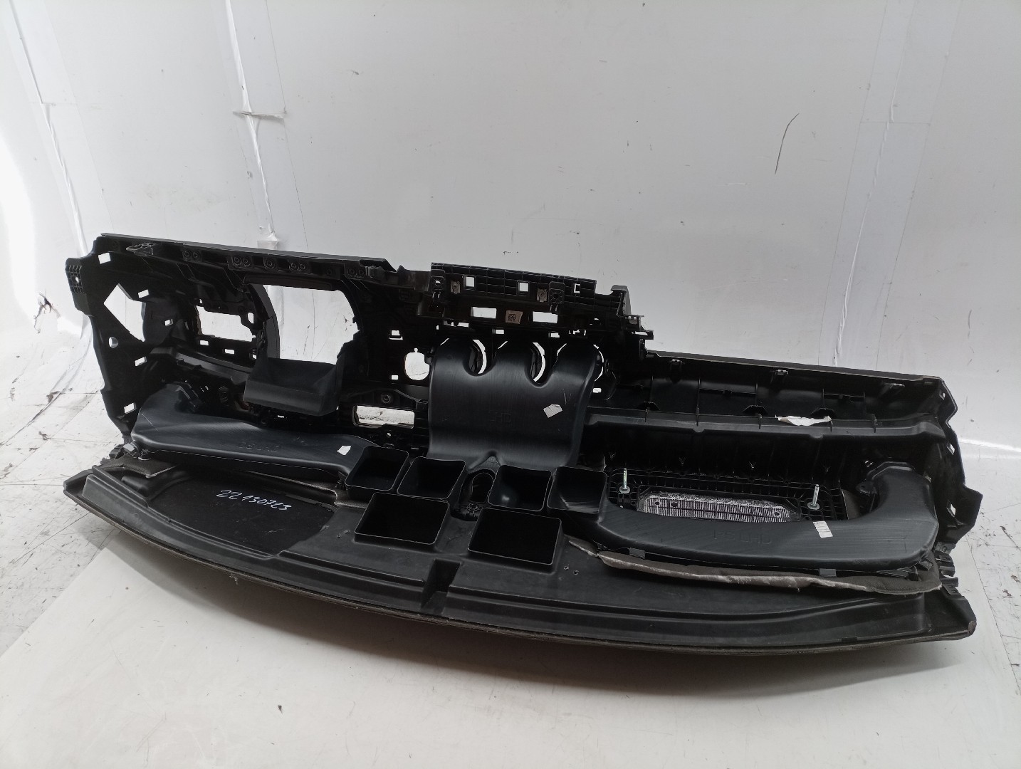 Tablero de instrumentos MERCEDES-BENZ A-CLASS (W177) | 18 -  Imagem-2