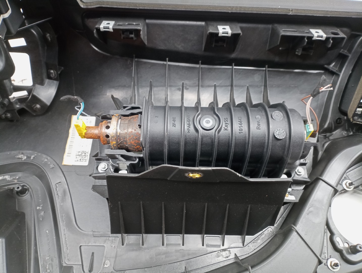 Tablier com airbag de passageiro AUDI Q5 (8RB) | 08 - 17 Imagem-1