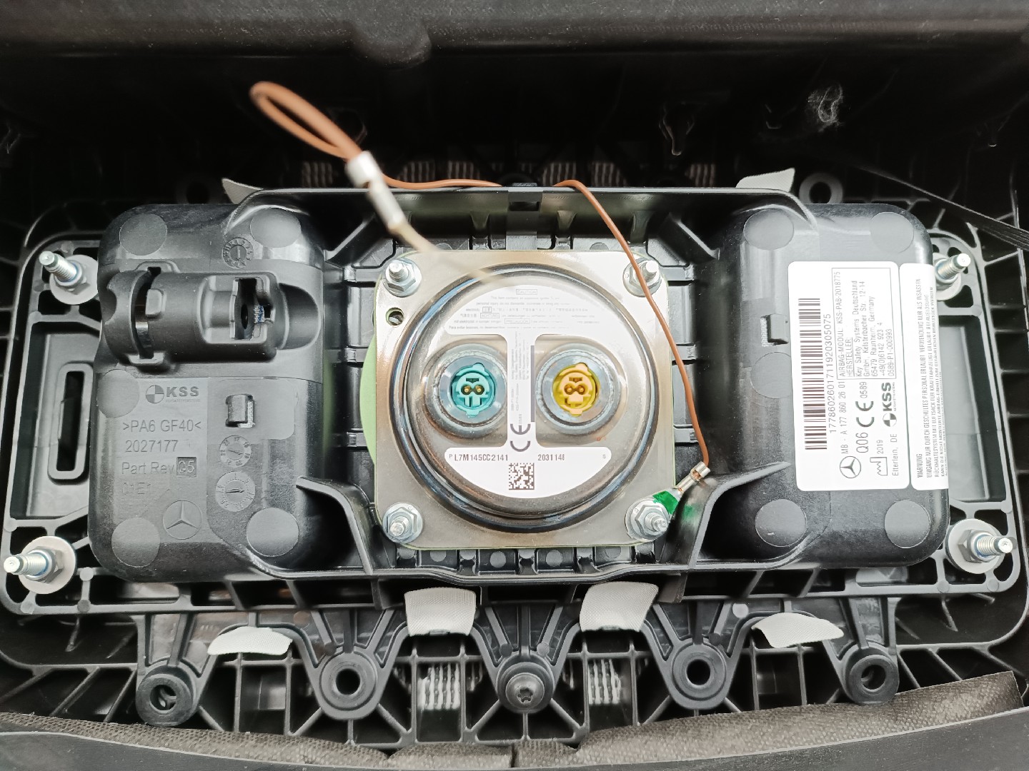Tablier com airbag de passageiro MERCEDES-BENZ A-CLASS (W177) | 18 -  Imagem-2
