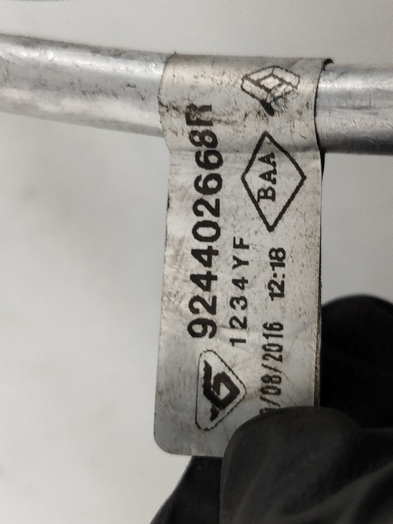 Tubo de Ar condicionado RENAULT MEGANE IV Hatchback (B9A/M/N_) | 15 -  Imagem-4