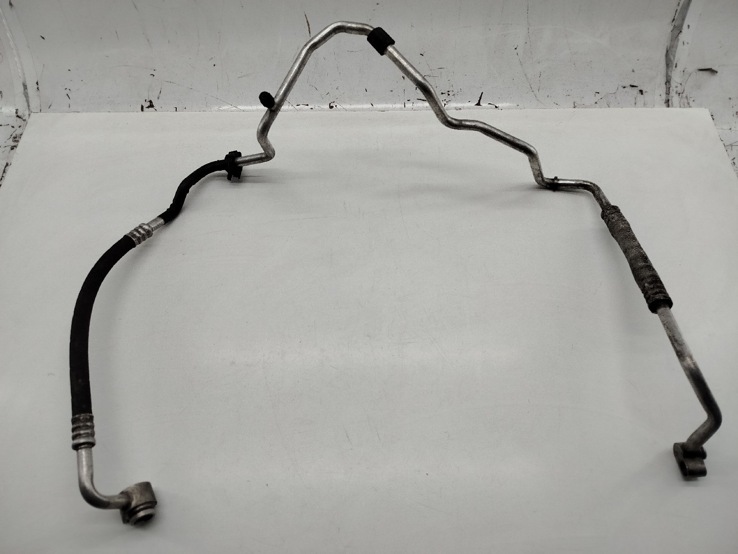 Tubo de Ar condicionado VOLKSWAGEN POLO (6R1, 6C1) | 09 - 