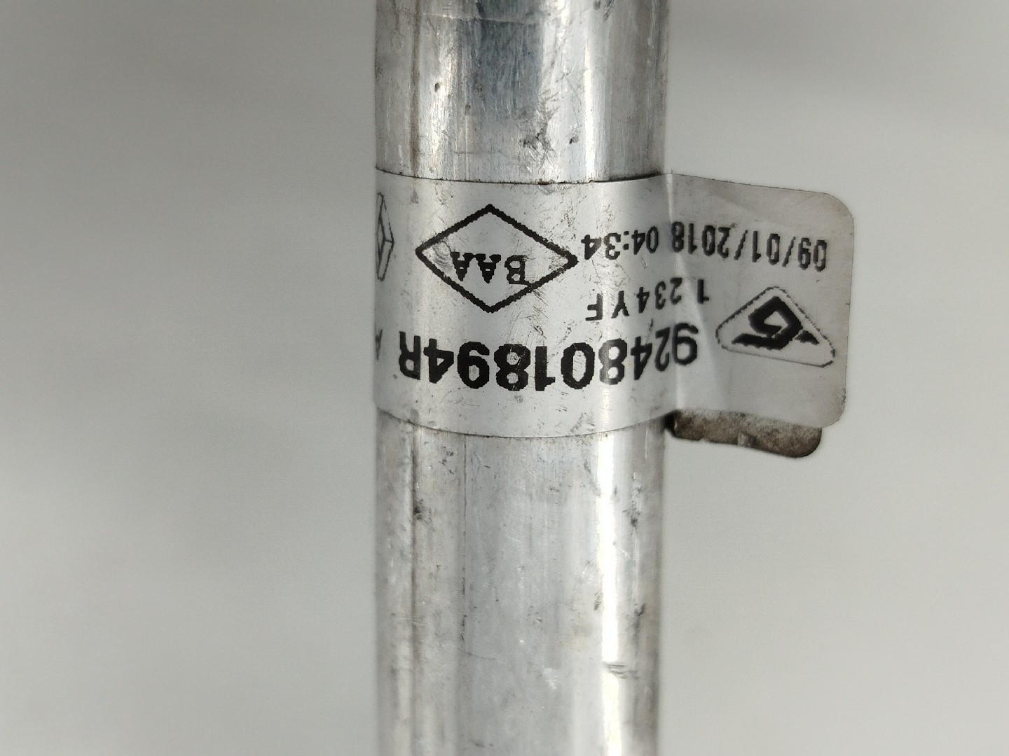 Tubo de Ar condicionado RENAULT MEGANE IV Hatchback (B9A/M/N_) | 15 -  Imagem-2