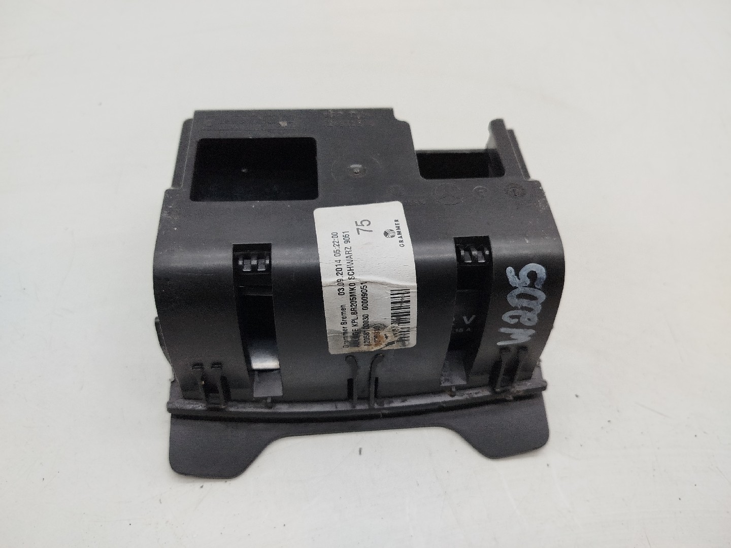 Cinzeiro MERCEDES-BENZ C-CLASS T-Model (S205) | 14 -  Imagem-1