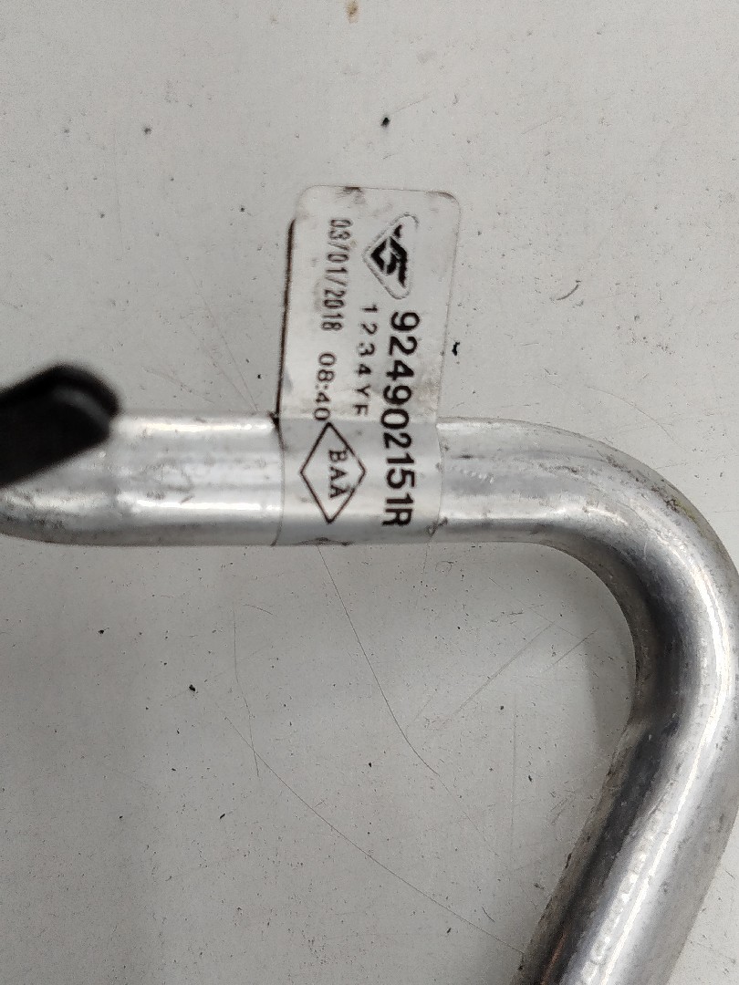 Tubo de Ar condicionado RENAULT MEGANE IV Hatchback (B9A/M/N_) | 15 -  Imagem-1