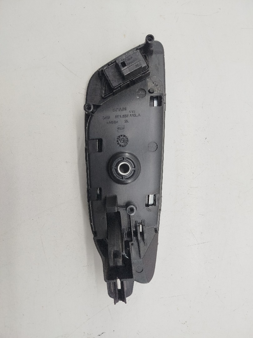 Puxador interior de porta frente esquerda SEAT LEON ST (5F8) | 12 -  Imagem-2