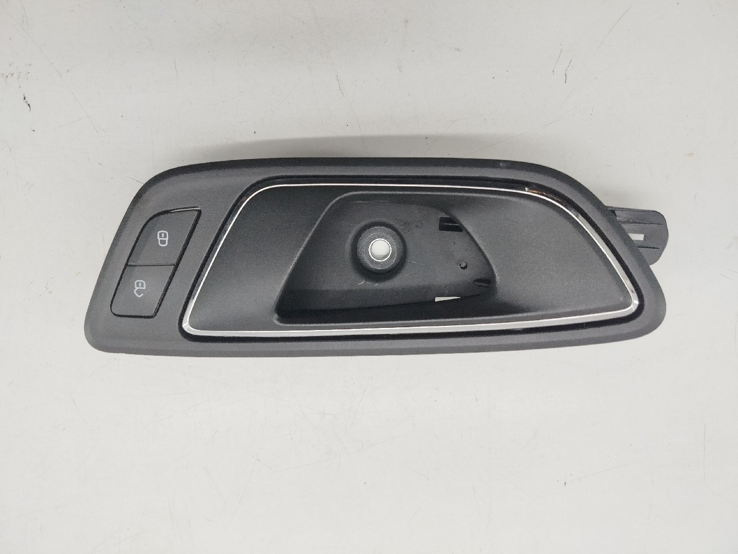 Puxador interior de porta frente esquerda SEAT LEON ST (5F8) | 12 - 