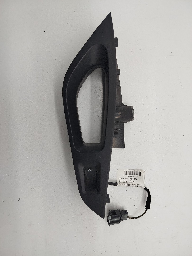 Comutador de vidro traseiro esquerdo SEAT LEON ST (5F8) | 12 -  Imagem-6