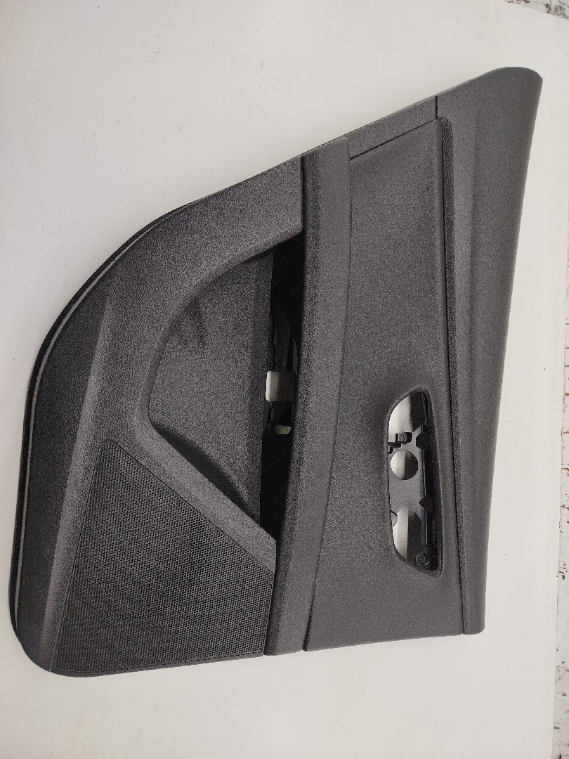 Quartela de porta trás esquerda SEAT LEON (5F1) | 12 - 