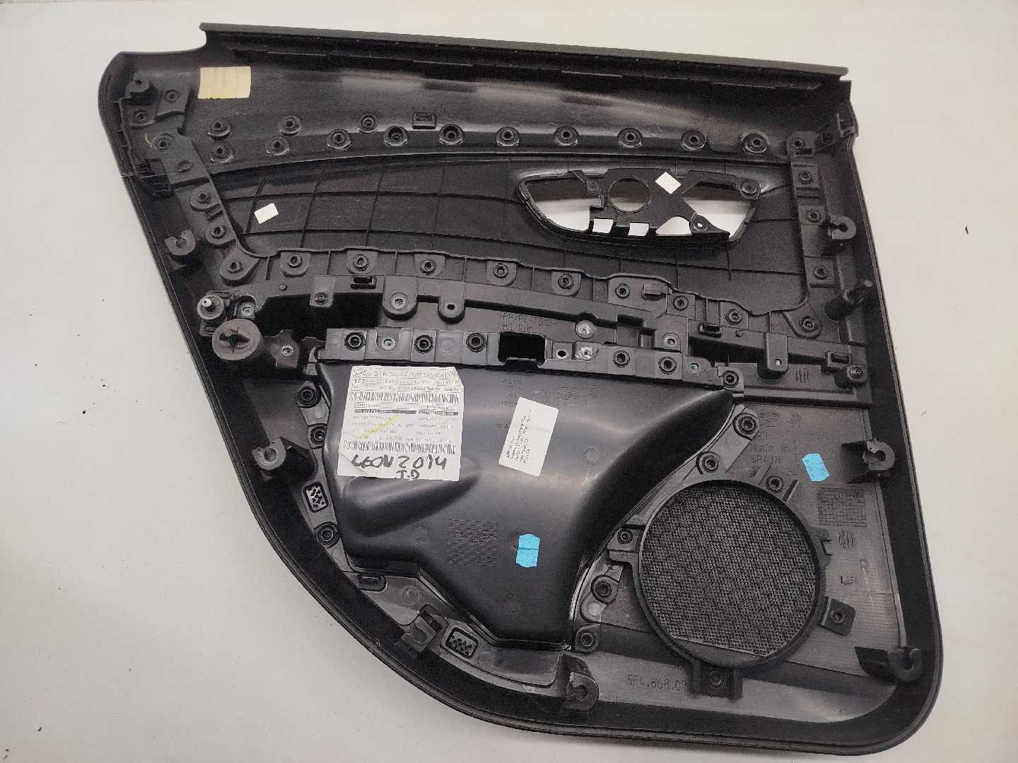 Quartela de porta trás direita SEAT LEON (5F1) | 12 -  Imagem-4