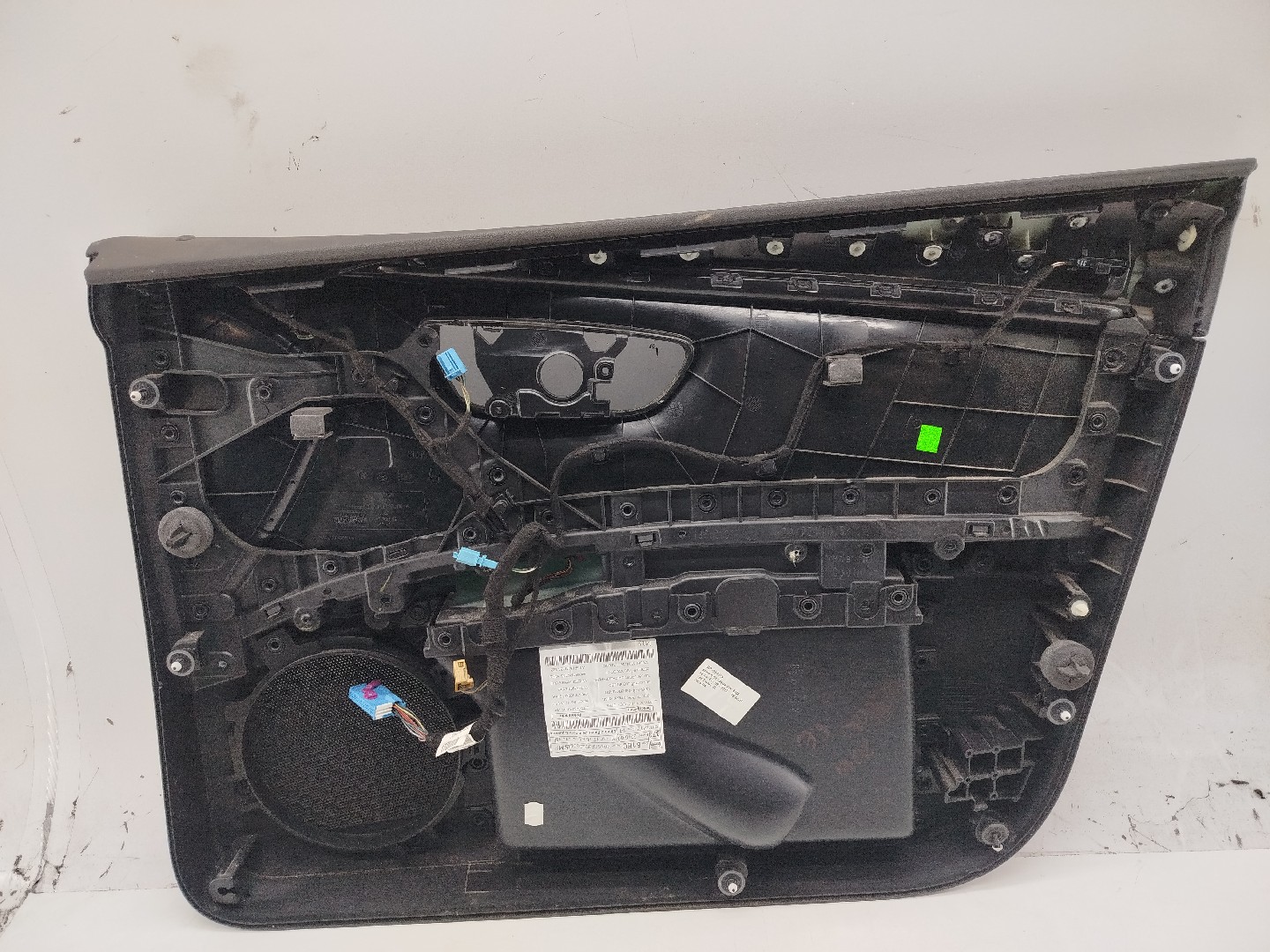 Quartela de porta frente esquerda SEAT LEON ST (5F8) | 12 -  Imagem-1