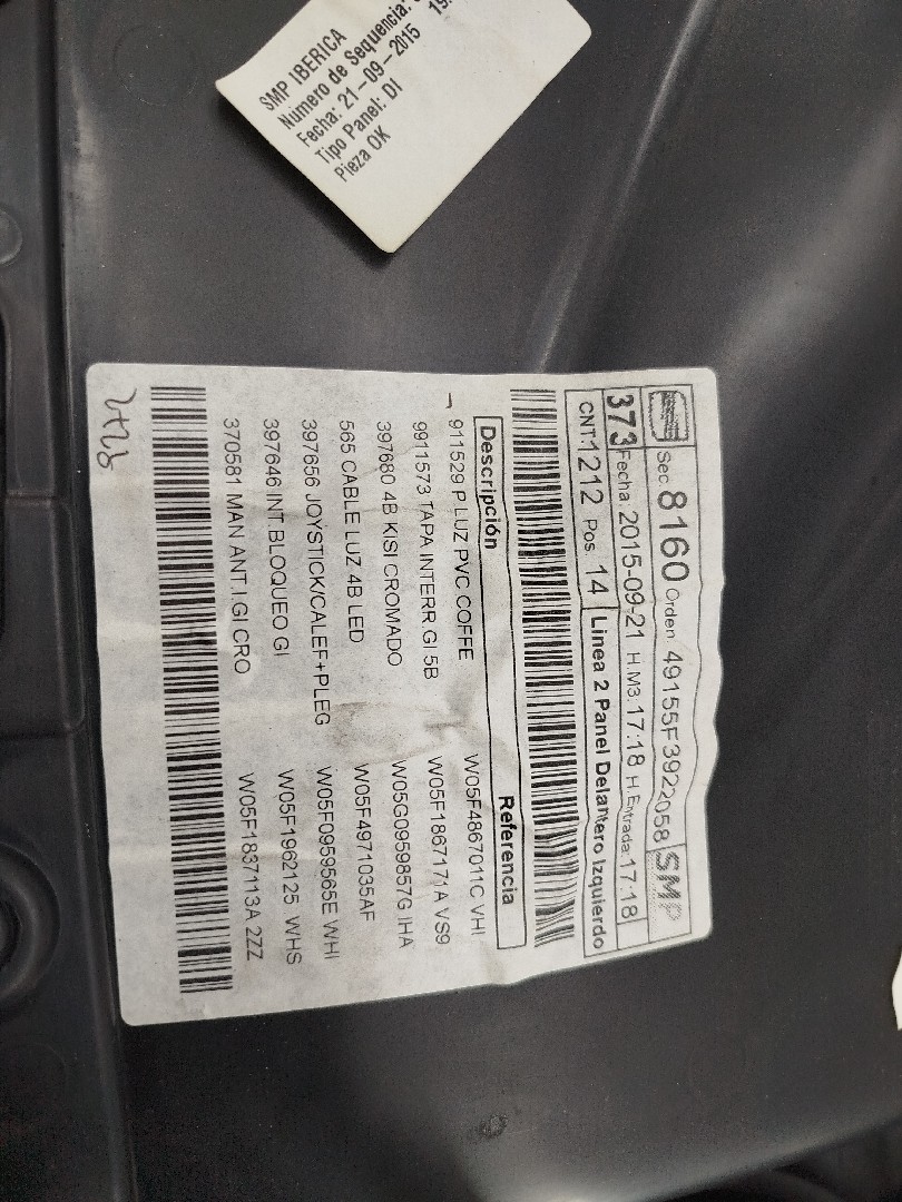 Quartela de porta frente esquerda SEAT LEON ST (5F8) | 12 -  Imagem-4